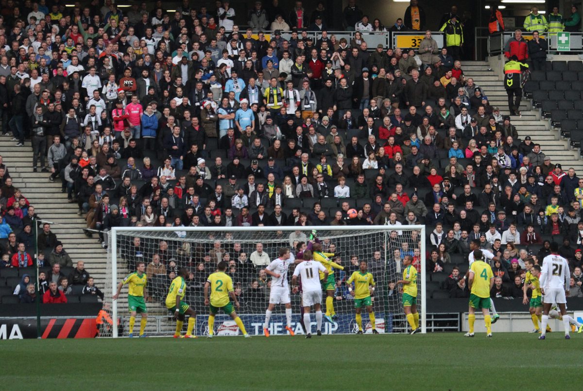MK DONS REPORT & PHOTOS