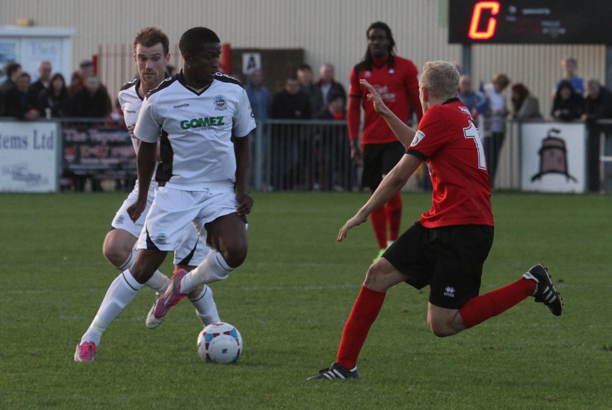 TAIWO AND MEKKI SIGN