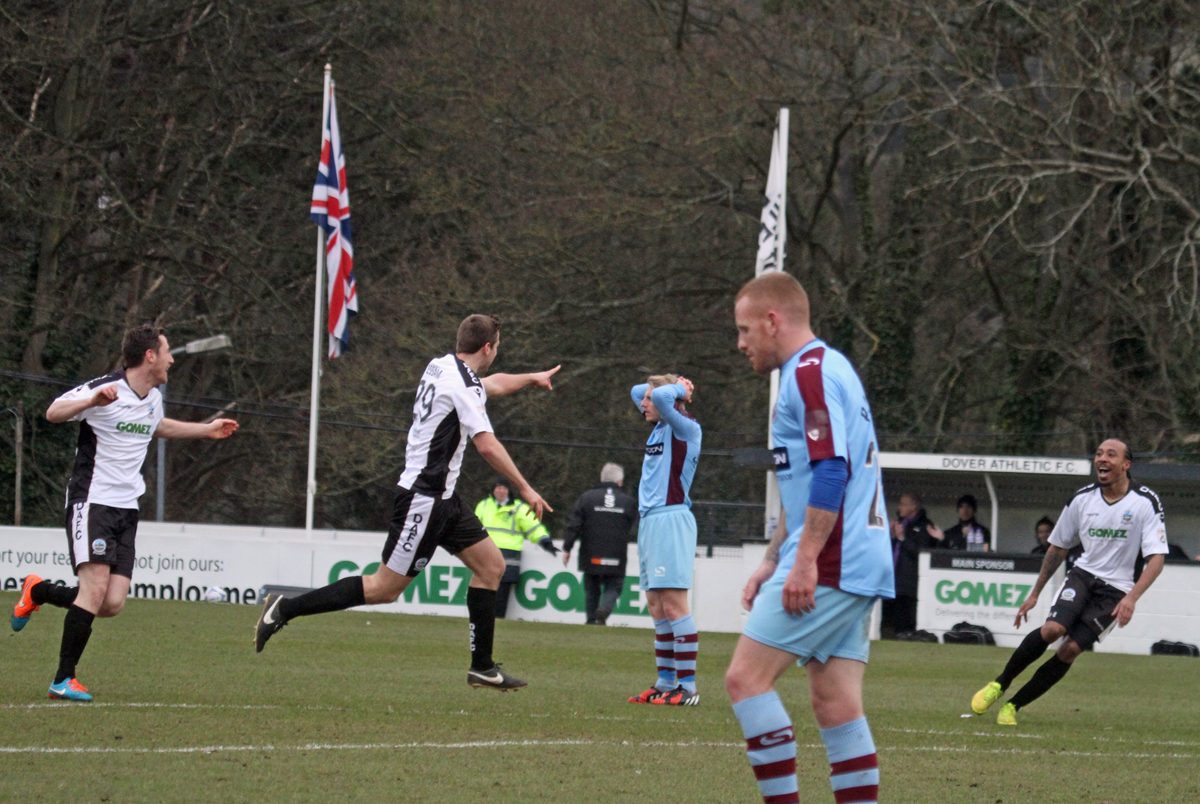 DAFC 1-0 GATESHEAD