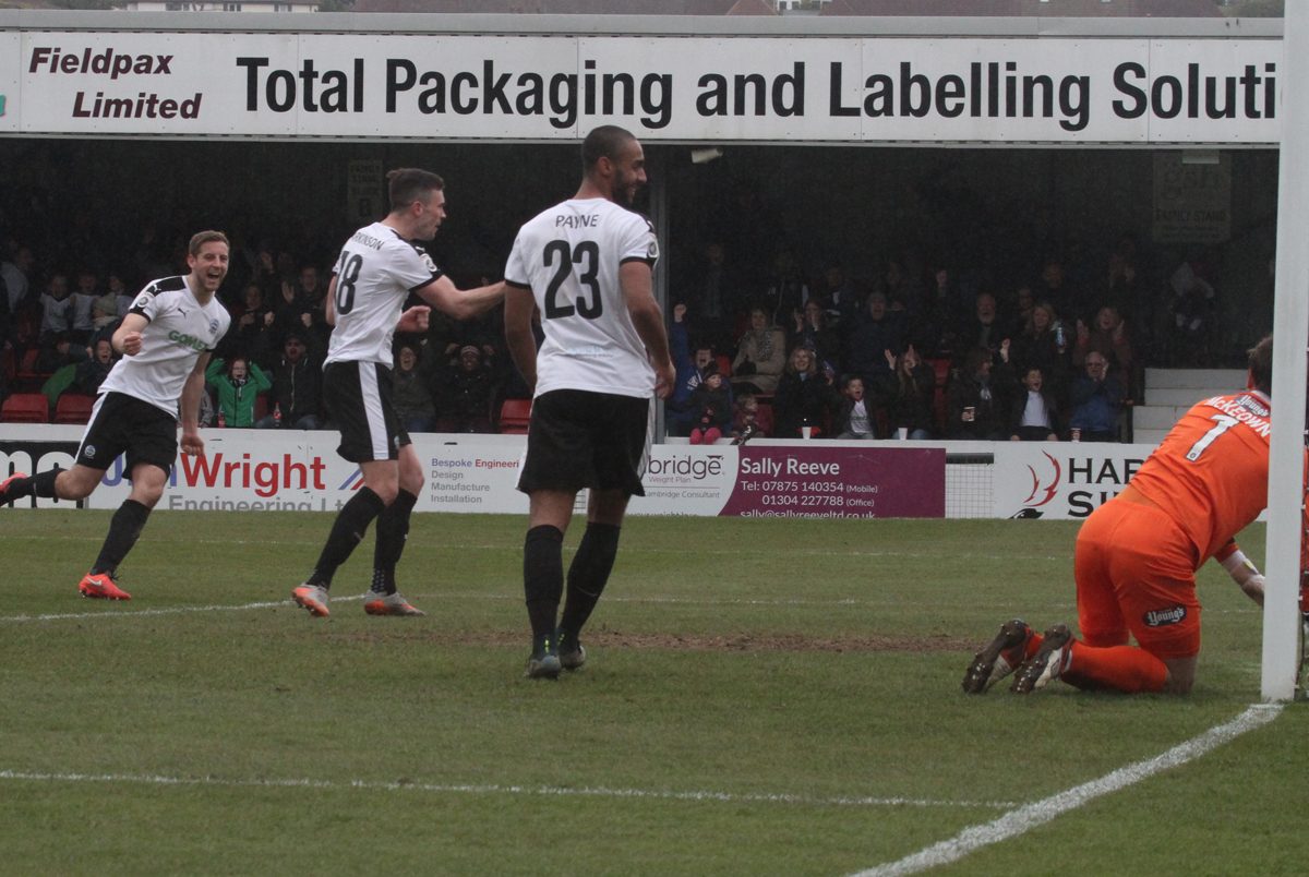 PREVIEW: KIDDY VS WHITES