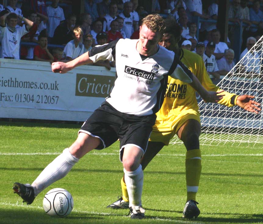 BIG MATCH: WHITES v CROYDON