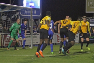 2018-03-27 EastleighA 21 goalmouth