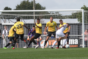 2018-08-18 AFCFyldeA 12 defence