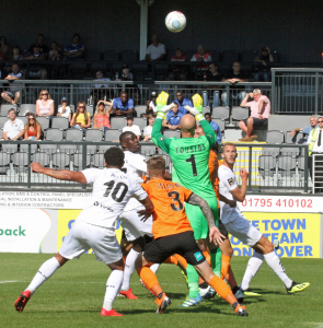 2018-09-01 BarnetH 10 goalmouth