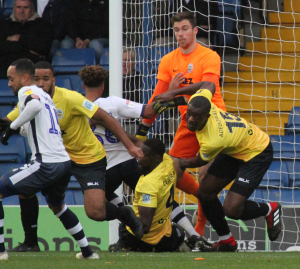 2018-11-10 BuryA (FAC) 17 goalmouth