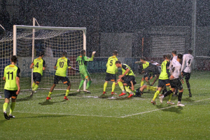 2018-12-15 HavantH 32 goalmouth