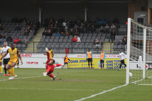 2019-04-27 SuttonH 17 goal