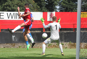2019-07-20 WellingA 25 goalmouth