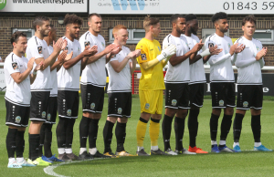 2019-08-10 WrexhamH 01 Applause