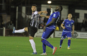 2019-09-24 MaidenheadUnitedA 02 Effiong