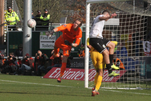 2019-11-10 SouthendH (FAC1P) 028 goalmouth