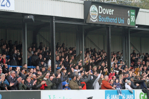 2019-11-10 SouthendH (FAC1P) 092 crowd
