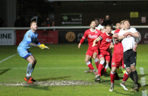 2019-12-26 BromleyH 39 goalmouth