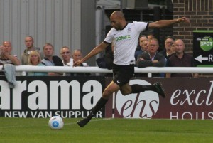 2016-08-09 BorehamWoodH 05 Orlu
