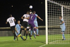 2016-08-09 BorehamWoodH 28 goalmouth