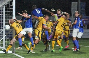 2017-10-03 SuttonA 43 goalmouth