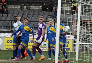 2017-12-16 EastbourneH (FAT) 11 goalmouth